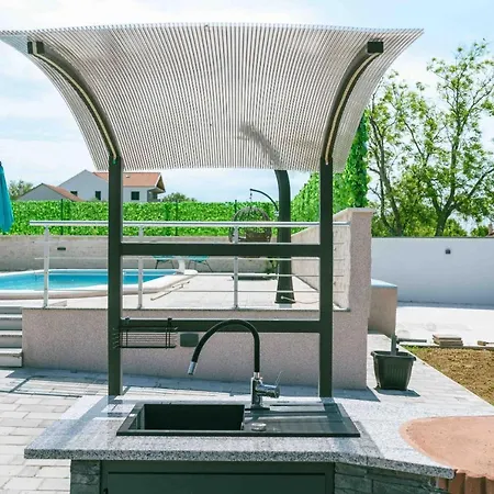 Villa Mydream Ladevci